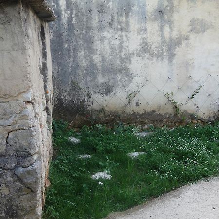 Guesthouse Near The Castle Of Himarë Extérieur photo