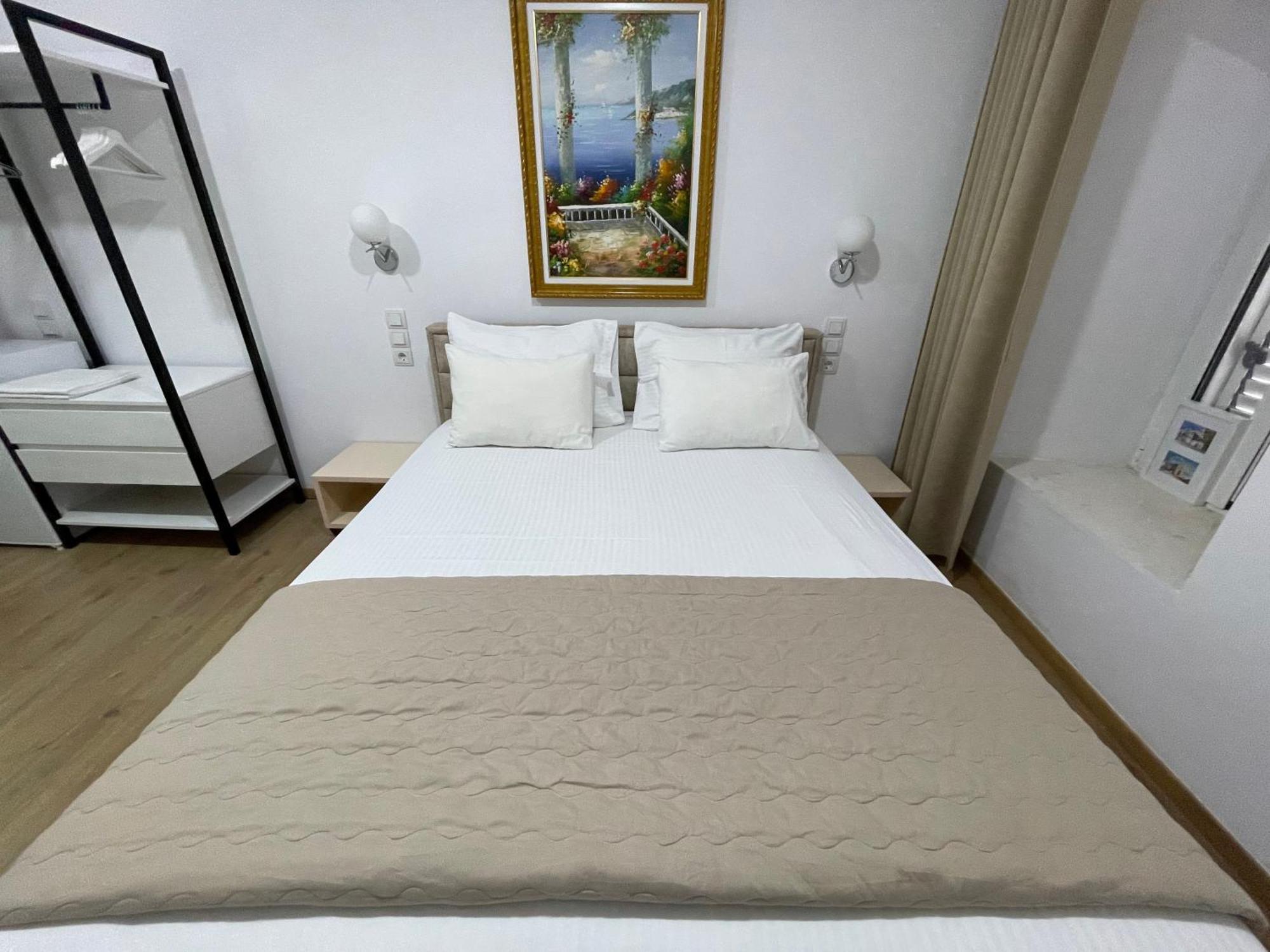 Guesthouse Near The Castle Of Himarë Extérieur photo