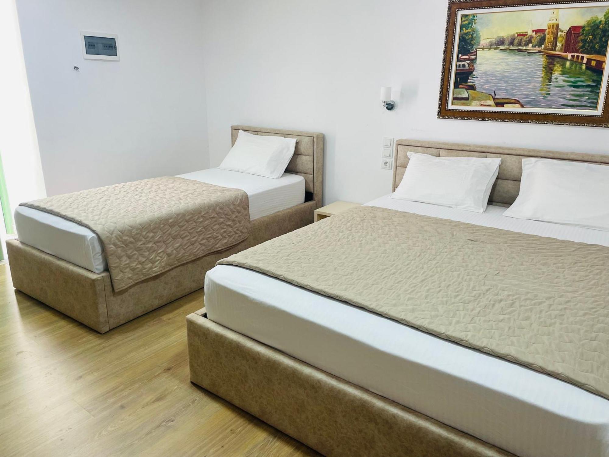 Guesthouse Near The Castle Of Himarë Extérieur photo